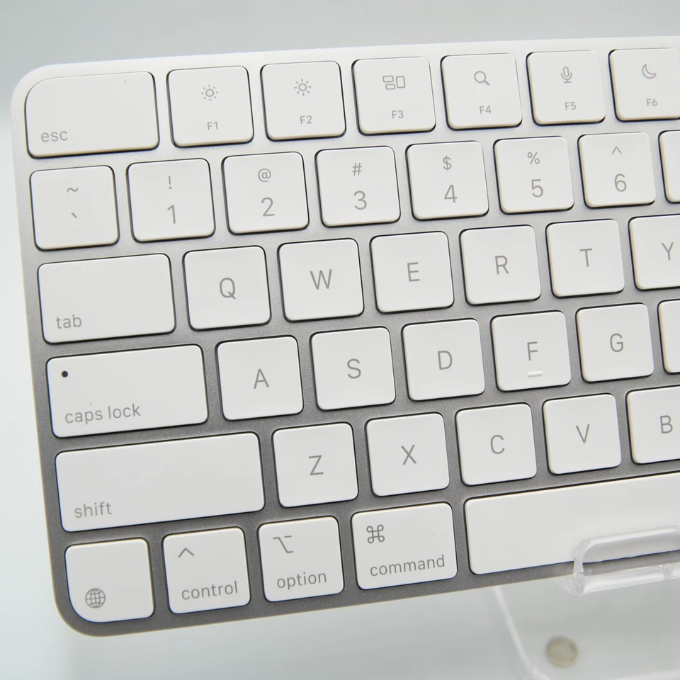 Apple Magic Keyboard w/ Touch ID (USB-C) - White - A3118 #MXCK3LL/A. USED. - Image 2 of 4