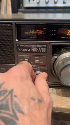 Yaesu FRG-7700 Shortwave Ham Radio Shortwave Receiver HF All Mode