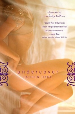 Undercover (Federation Chronicles) - paperback Dane, Lauren