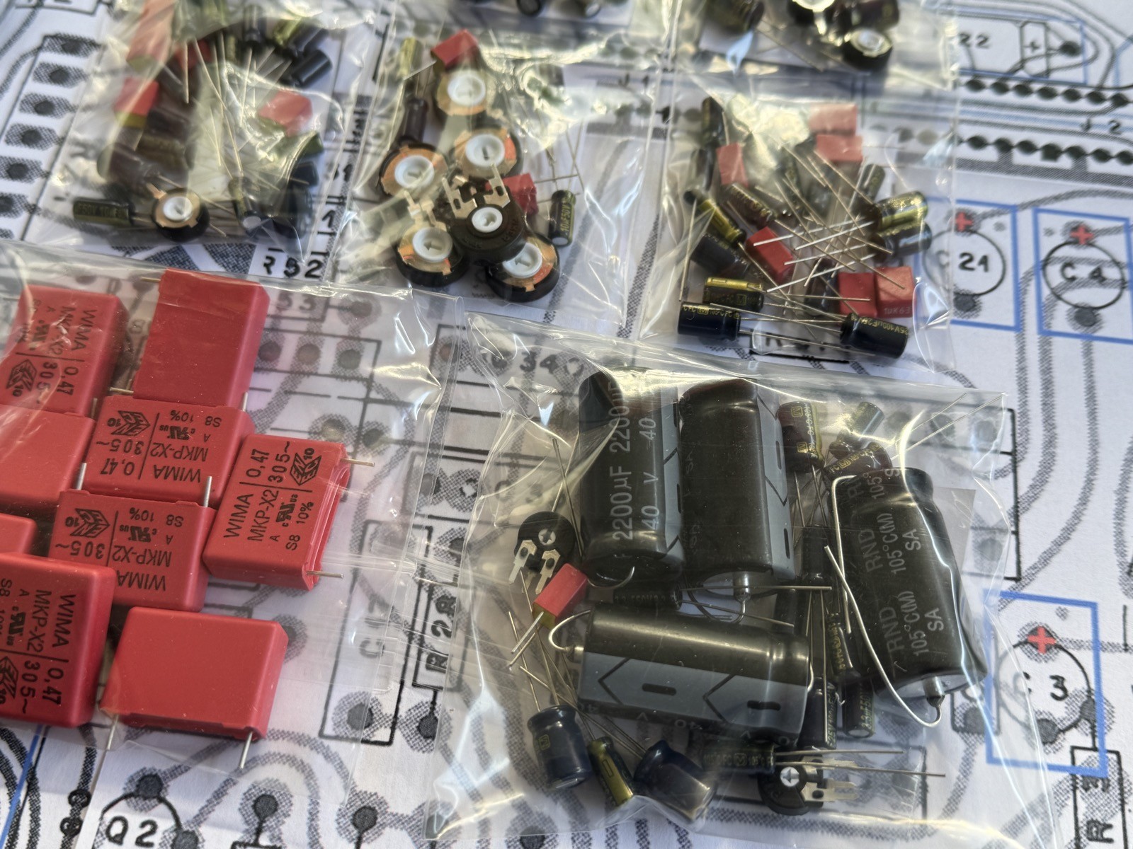 PREMIUM Reparatursatz REVOX A700 KOMPLETT Kondensatoren Trimmer Repairkit