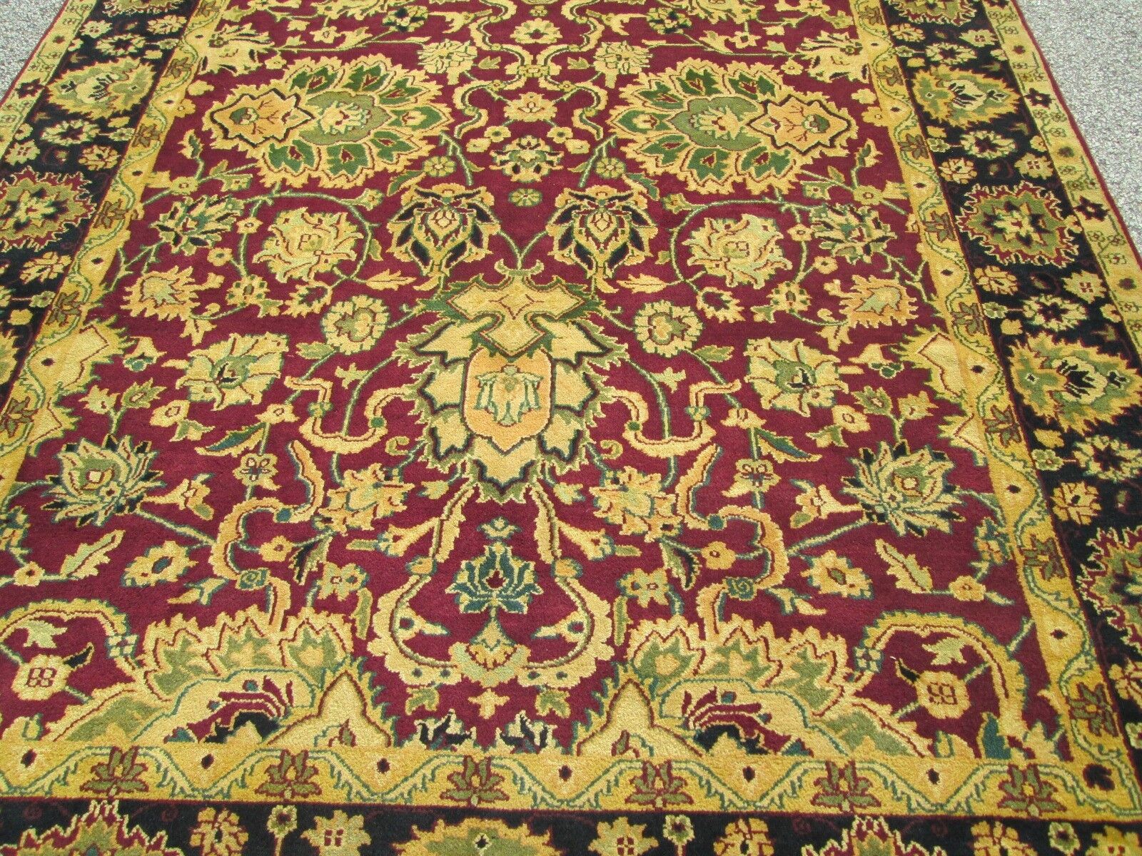 ORIENTAL RUG  AGRA PATTERN A FINE HAND WOVEN 8 x 10 NEVER USED RUG FULL PILE