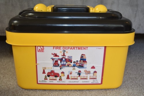 COKO Fire Department NFD-115 (66 Pieces) + Storage Tub - EUC - Picture 6 of 8