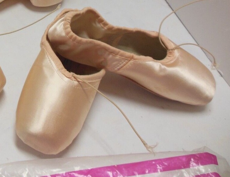 Freed Classic PRO Pointe shoes Many makers widths Satin SBTCP