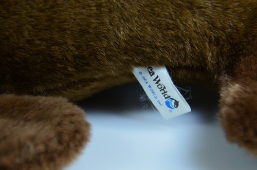 Sea World Plush Brown Grey Stuffed WALRUS Vinyl Tusks 13" EUC w/ TAG - Picture 5 of 6