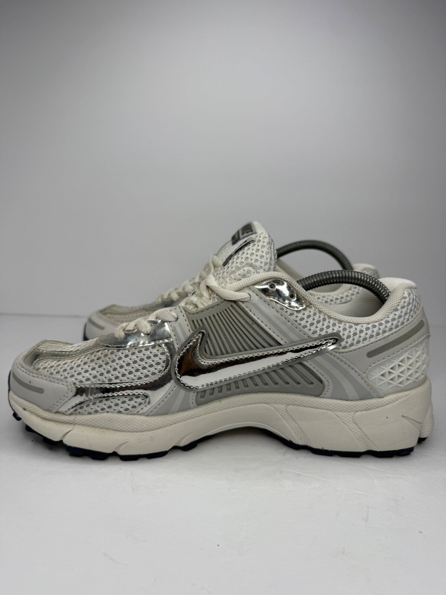 Nike Zoom Vomero 5 Photon Dust Metallic Silver FD0884-025 Women's