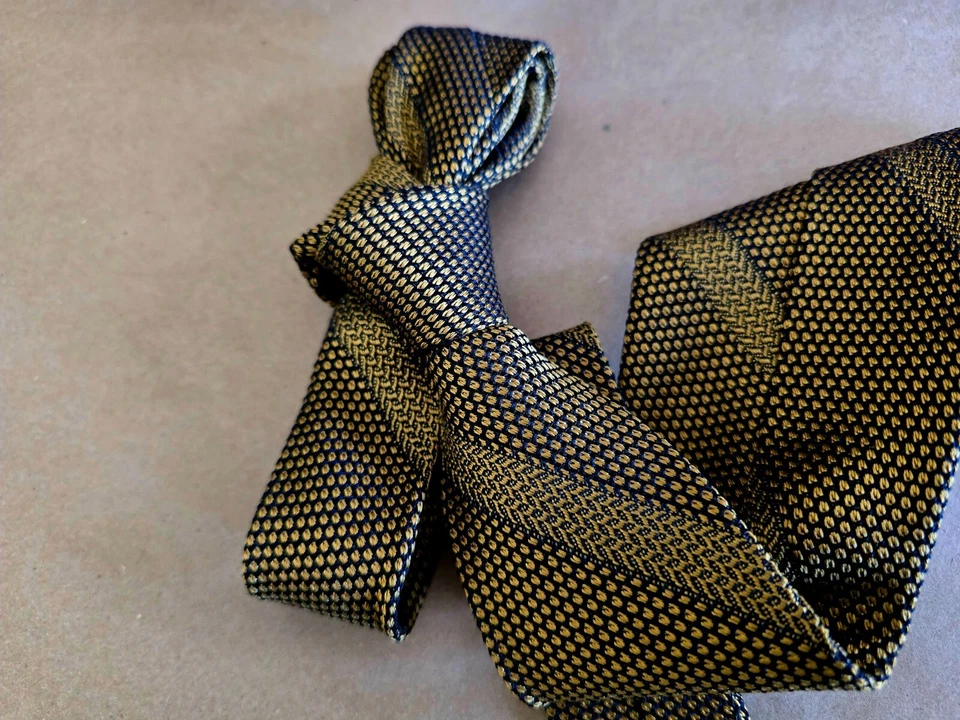 Corbata Donna Karan Vintage Signature Foto 3 de 4