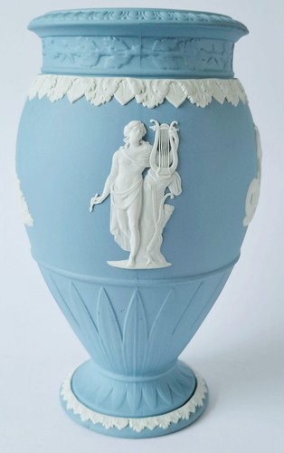 Wedgwood Blue Jasperware Vase Poseidon / Neptune Master of the Oceans - Picture 4 of 11