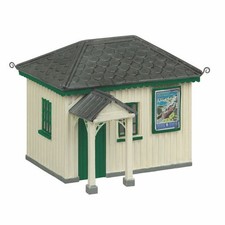 Scenecraft 44-0190B Narrow Gauge OO9 Platform Waiting Room Green and Cream OO