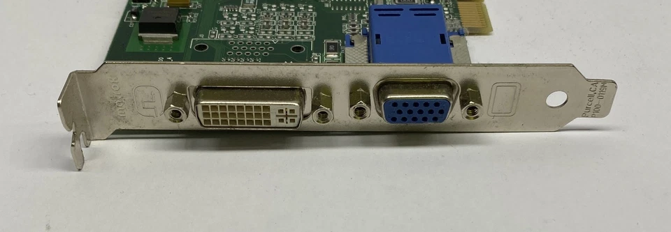 32MB Matrox G450 DVI / VGA PCI Graphics Video Card 7003-0301 / G45FMDVP32DB - image 2 of 4