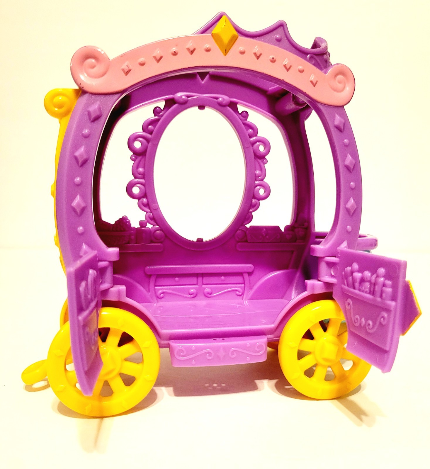 My Little Pony G4 Rarity Unicorn Fluttershy Pony Royal Gem Carriage 2010 MLP