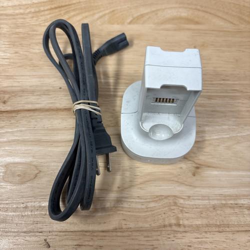 Microsoft Xbox 360 Quick Charge Kit Model DPSN-10EB A White OEM WORKS