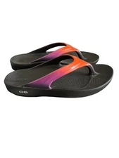 Oofos New Without Tag Womens Size 7 orange and purple straps