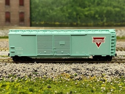 N-MTL 07800120 Conoco 50' Dbl Side Door & End Door Auto Boxcar CONX 50004 N4517