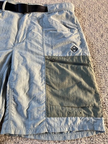 KATHMANDU SHORTS MENS S GREEN LIGHTWEIGHT OUTDOOR HIKING STRETCH POCKETS BELT - Picture 2 of 14