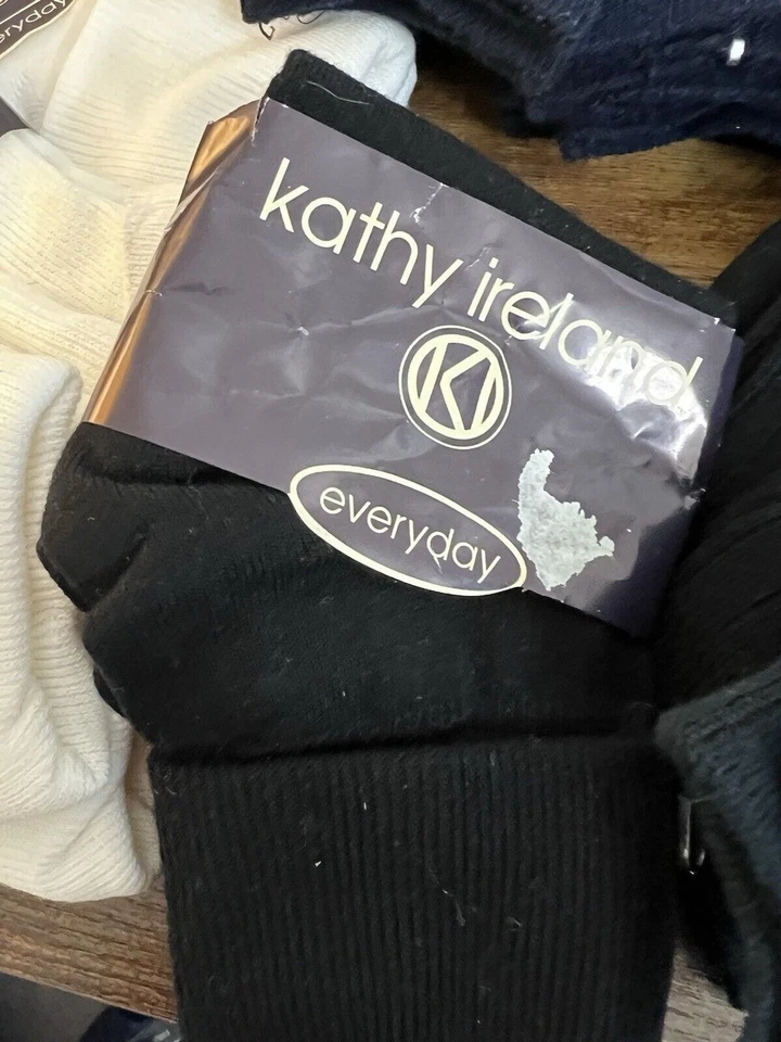 Kathy Ireland Everyday Womens Black Navy White Crew Socks Sz 9-11 Lot Of 15 - Image 4 of 4