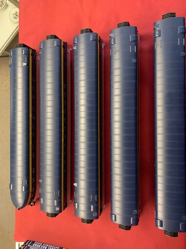 PERE MARQUETTE E8 A/B/A & 5 PASSENGER CARS MTH O GAUGE PREMIER FREE SHIPPING. - Picture 2 of 10