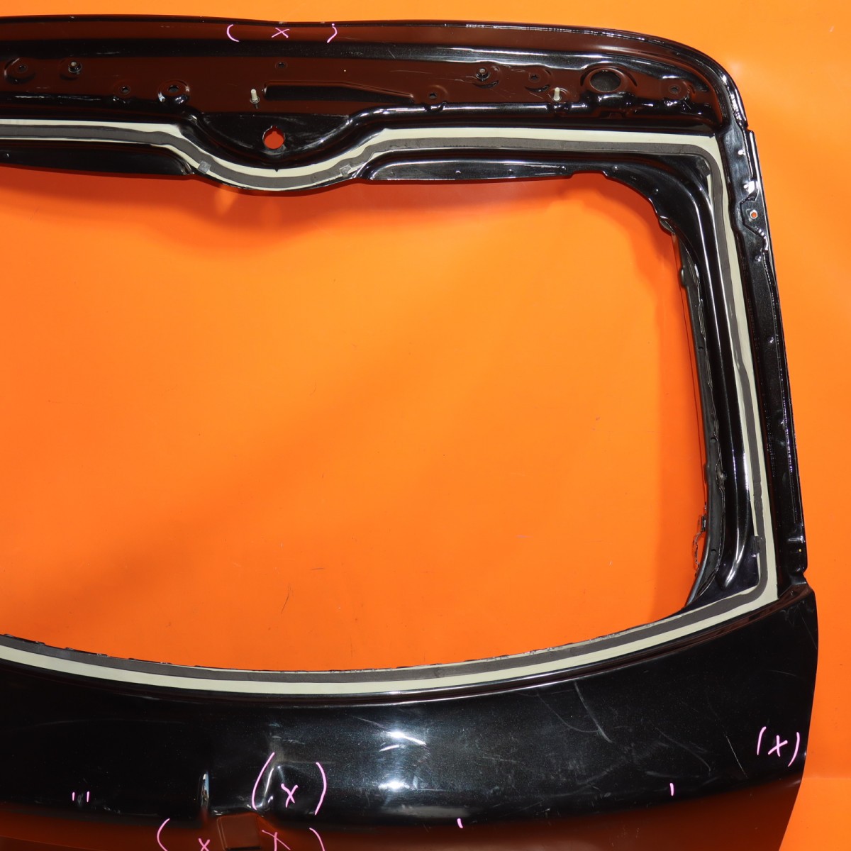 Rolls-Royce Cullinan 2019-2022 Tailgate