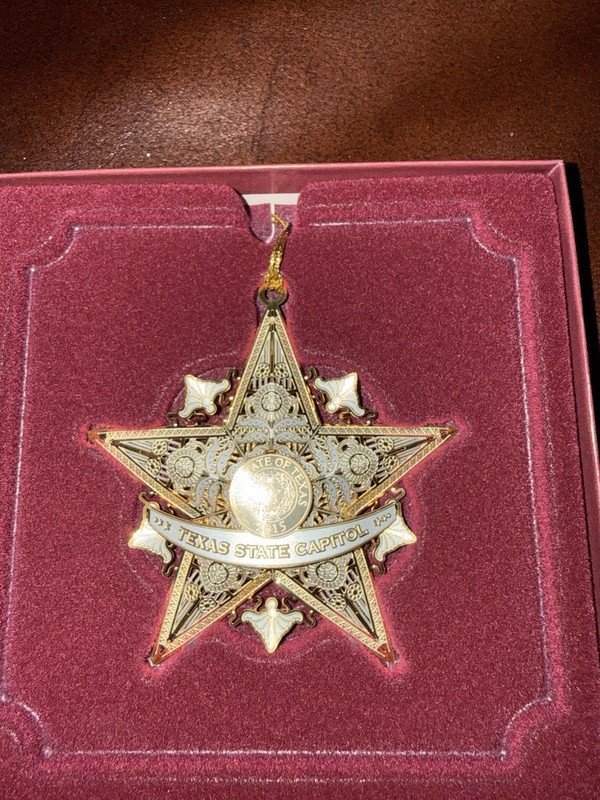 NIB State of Texas Retired  Offiical Christmas Ornament 2015