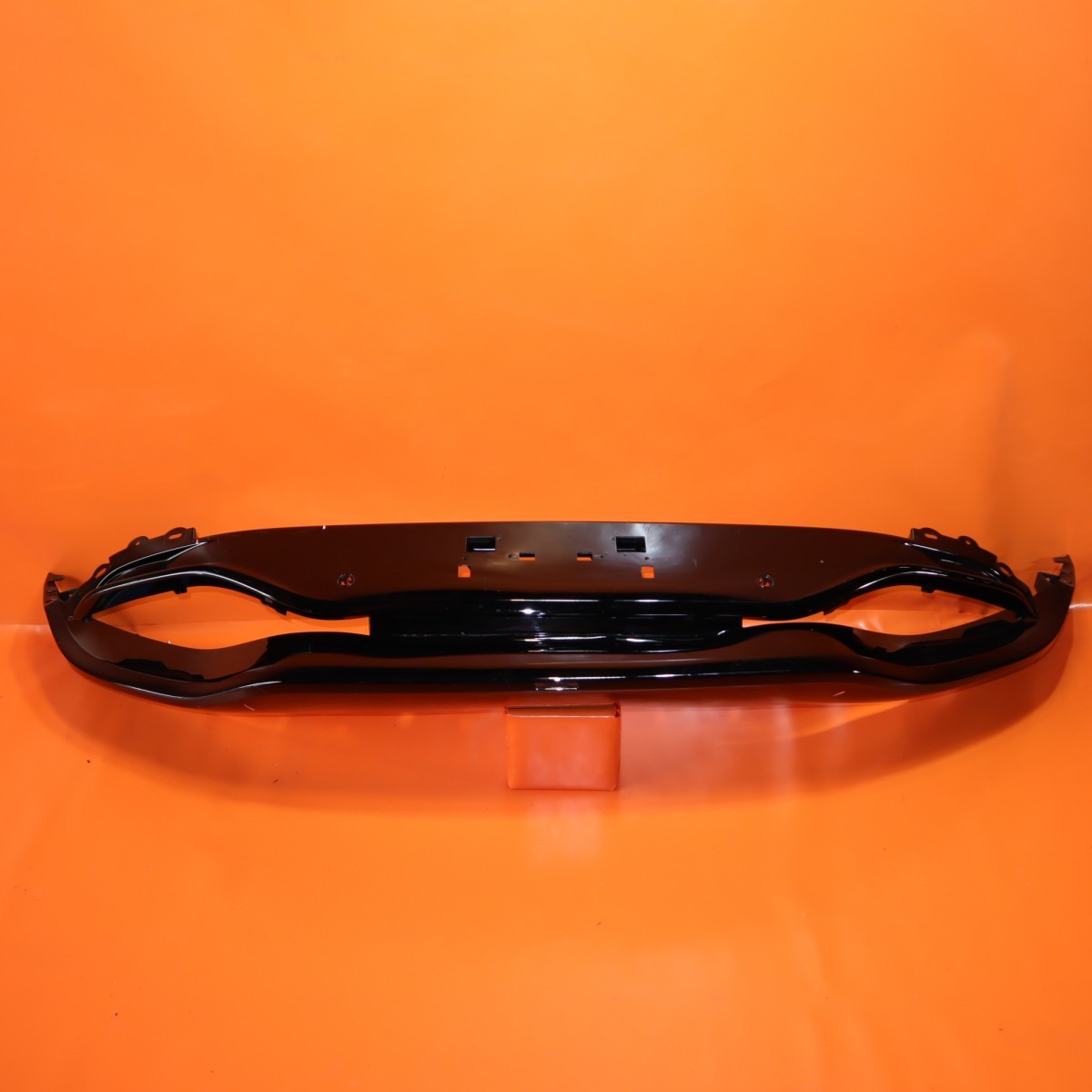 Aston Martin DBX 2021-2022 REAR Rear bumper P/N MY8317C870AB