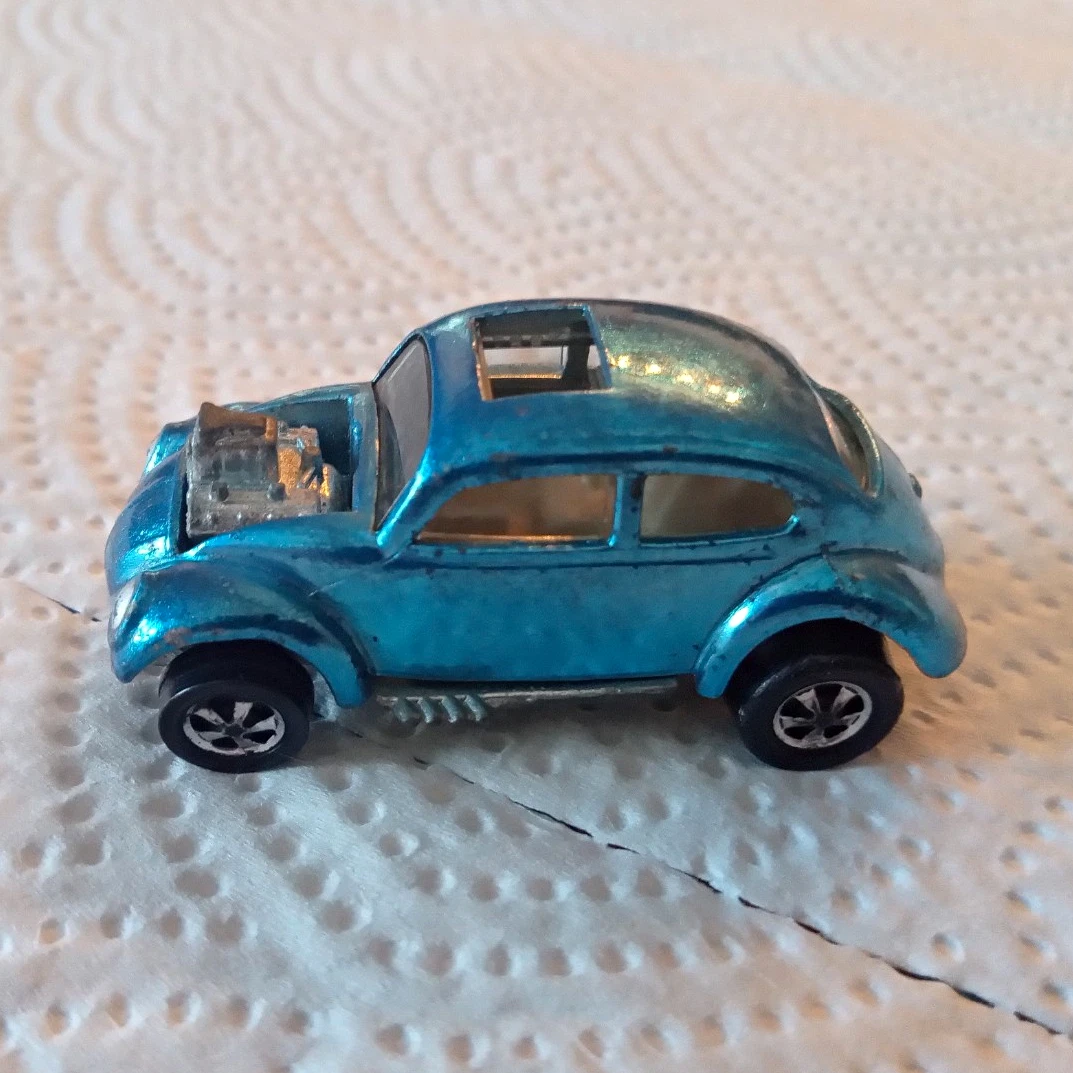 Hot Wheels Redlines Blue 1967 Year of Manufacture Vintage