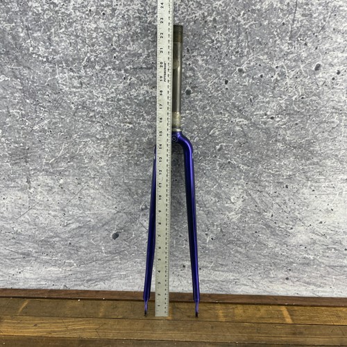 Trek 700c Fork 1 In Threaded 7.75 Steerer Aluminum Bonded Alloy 2200 Purple 59cm - Picture 7 of 15