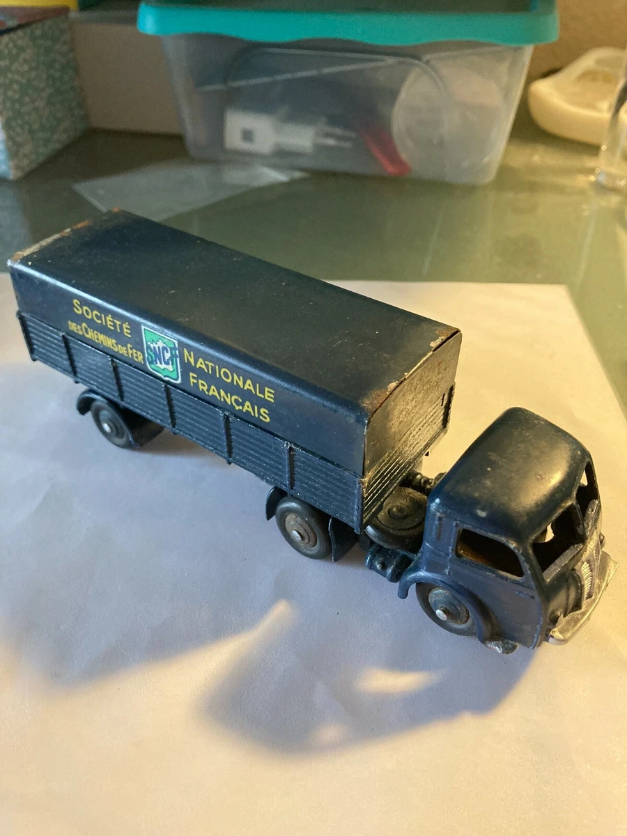 Dinky Toys France Panhard Movic tracteur semi remorque bâché SNCF