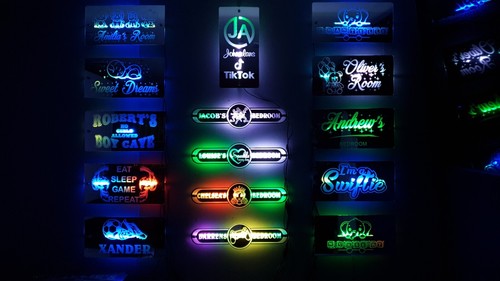 Scania V8 LKW L.E.D Spiegelfenster Lichttafel beliebiger Text jedes Logo - Bild 3 von 4