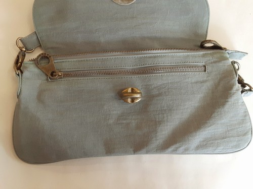 Baggallini Crossbody Schultertasche Handtasche grau Nylon gelb Futter mit Handgelenktasche neu ohne Etikett - Bild 4 von 7