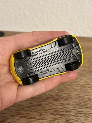 DINOCO 51 CRUZ RAMIREZ DISNEY PIXAR CARS YELLOW DIE-CAST TOY CAR - 第 18/21 張圖片