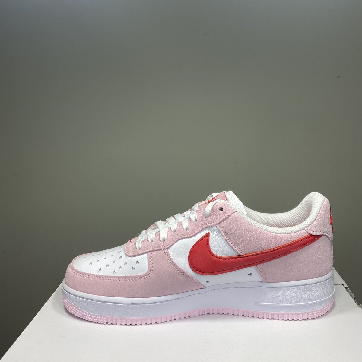 Nike Air Force 1 '07 QS Valentine's Day Love Letter DD3384 Nike Air Force 1 '07 QS Valentine's Day Love Letter DD3384