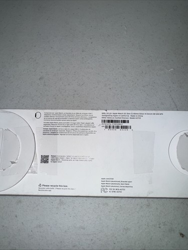 Apple Watch SE MXEC3LL/A 2nd Gen 40mm GPS Silver w/ Denim Band - Picture 2 of 12