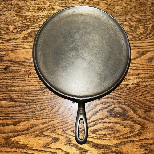 NICE!! Griswold Cast Iron Griddle #9  609A Erie Pa. U.S.A. Large Logo Restored!
