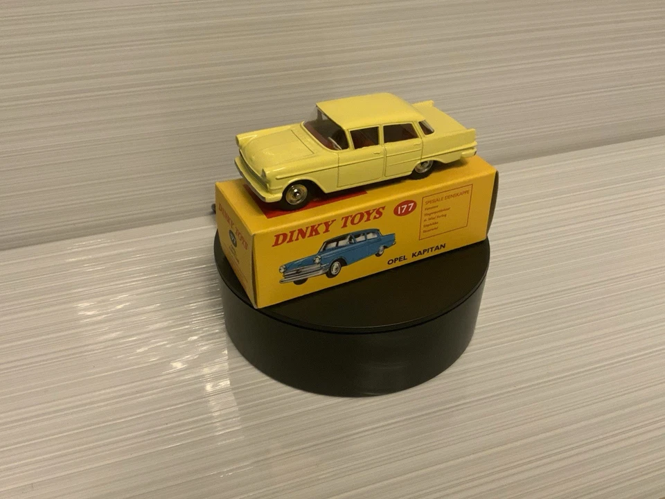 Dinky Toys Reproducción 177 Opel Kapitan Escala 1/43 Sin usar, en caja Ver fotos Foto 4 de 4