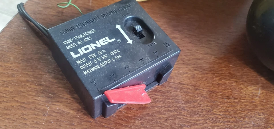 Lionel Train Master Type "ZW", & "KW" Transformer 190 Watts In Original Box+++ - Image 2 of 4