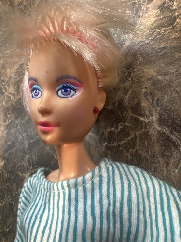 Vintage 80’s Hasbro Jem & the Holograms Fashion Doll Rock Band Clothes Extra - Picture 3 of 12