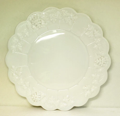 Vintage Westmoreland White Milk Glass Paneled Grape 10 ½” Dinner Plate