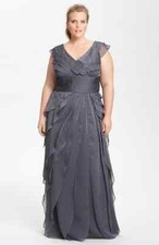 NEW ADRIANNA PAPELL PLUS SIZE IRIDESCENT CHIFFON PETAL GOWN DRESS SZ 14W