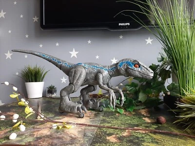 Mattel Alpha Training Blue Raptor Jurassic World Dinosaurier Roboter - Bild 1 von 4