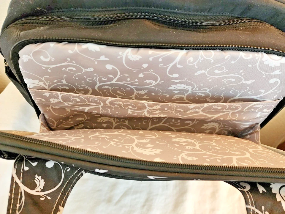 Bolsa de rolo Kensington Contour Balance notebook em contorno ônix para notebooks de 15" - Imagem 4 de 4