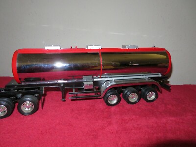 新品未開封Enzaka 378タンクトレーラー超巨大1/28 希少品 ENZAKA PETERBILT SEMI CAB TANKER 1:28 OPENING HOOD & DOORS WEIGHS