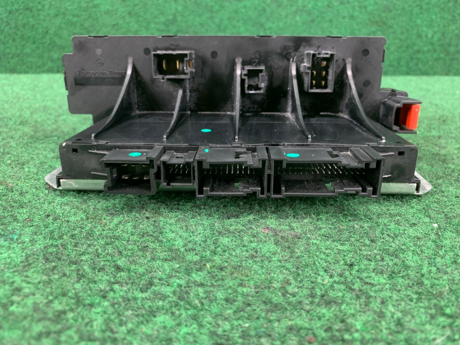 🛑 03-12 Mercedes R230 SL550 SL55 AMG Front Left SAM Fuse Box Control Module OEM