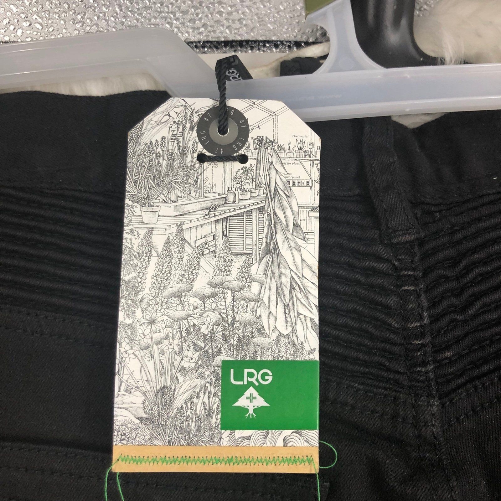 Picture 11 of 12