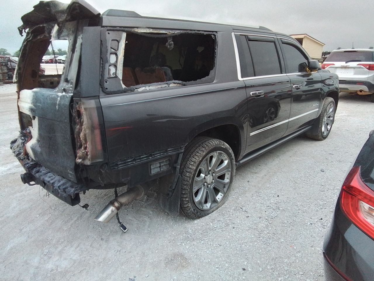 Driver Rear Side Door Privacy Tint Opt Ako Fits 15-20 SUBURBAN 1500 3471141