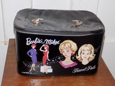 Vintage 1963 Barbie Midge Travel Pals Vinyl Over Cardboard Zippered Case