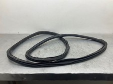 BMW 5 G30 G31 G38 2017 Hinten links Gummidichtung T�r hinten LJO4322