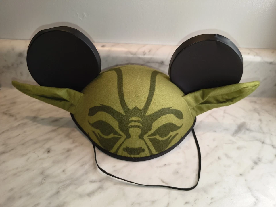 Boné chapéu orelhas de Mickey Mouse Yoda parques da Disney oficial Star Wars - Imagem 2 de 4