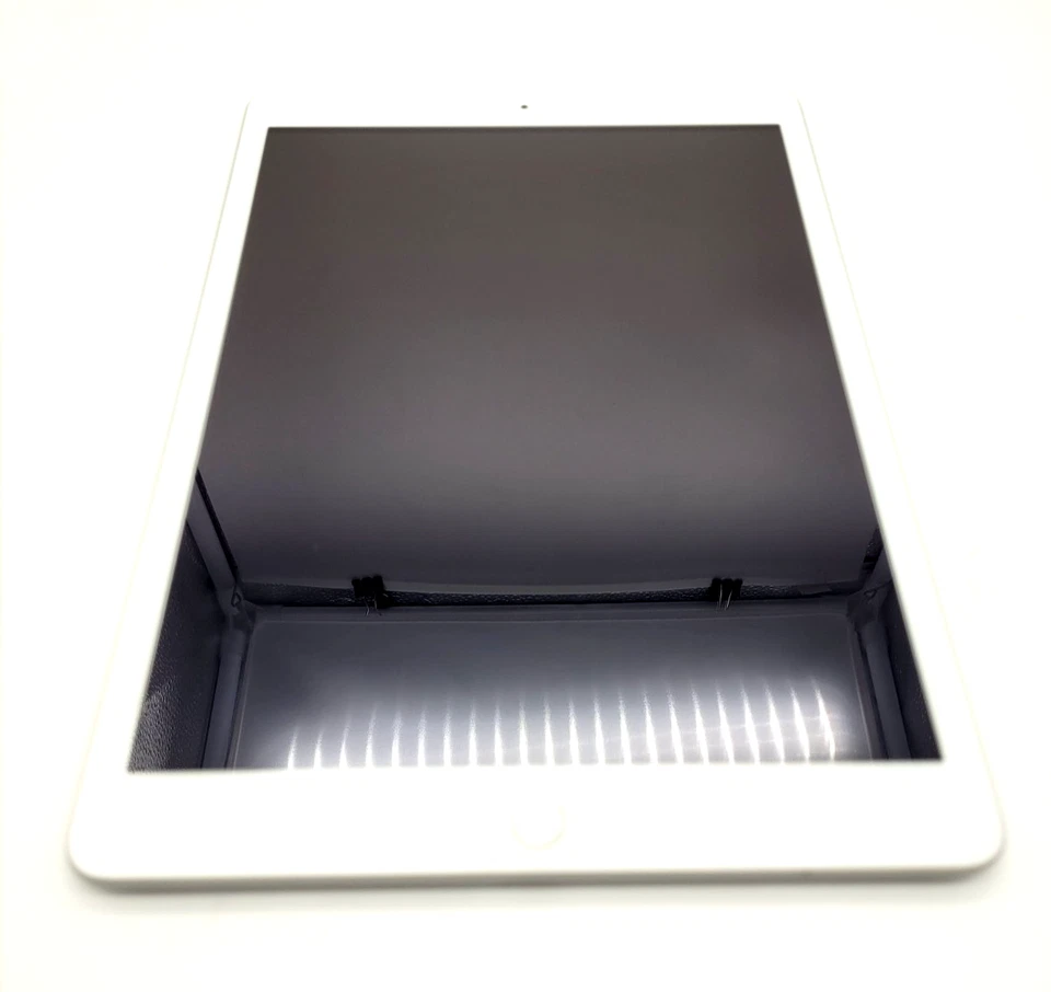 Apple iPad Pro 10.5" (A1709) 256GB, Silver, Unlocked B+ - Image 4 of 4