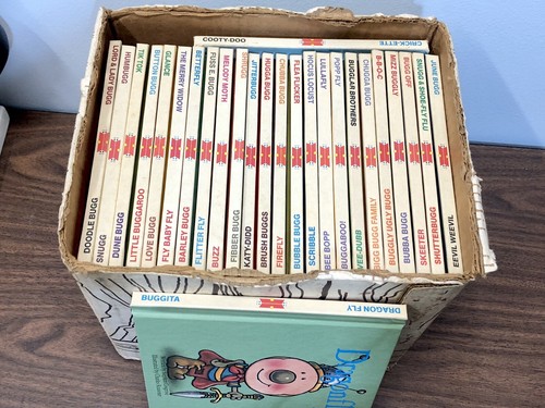 Complete TOPSY TURVY Vintage 1988 Book Lot of 26 - IN ORIGINAL PRODUCT BOX NICE! - Picture 2 of 24