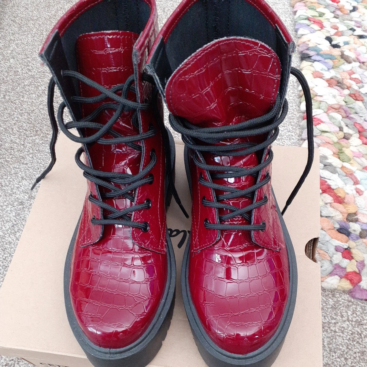Wine coloured deals ladies boots