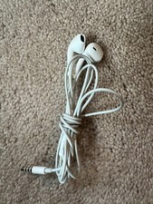 Authentic Apple Wired iPhone iPad IPod Ear Buds  White AIR Buds